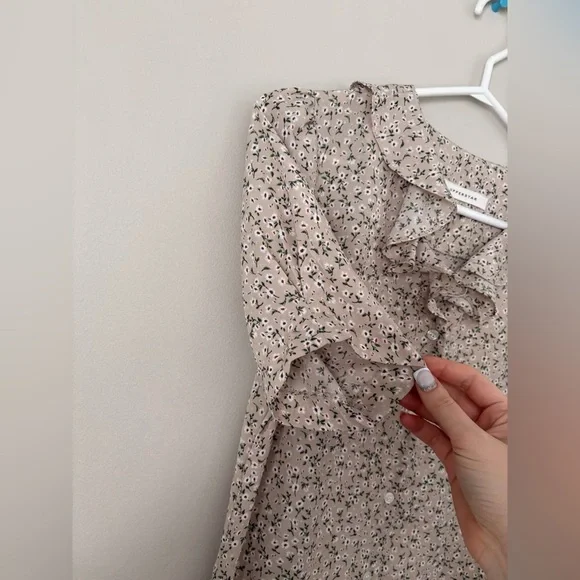 Floral Mini Dress Puff Sleeve Button Front Summer - Picture 5 of 9